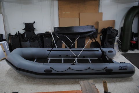 Ponton NawiPoland PREDATOR MP400 motorowy