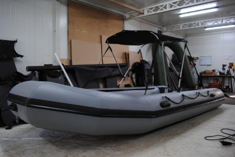 Ponton NawiPoland PREDATOR MP400 motorowy